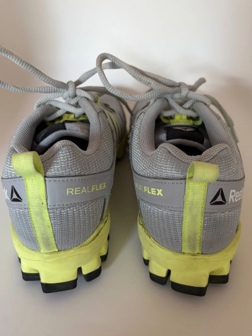 Reebok Realflex Running Shoes in Silver with Neon Yellow-Green, Size 7.5